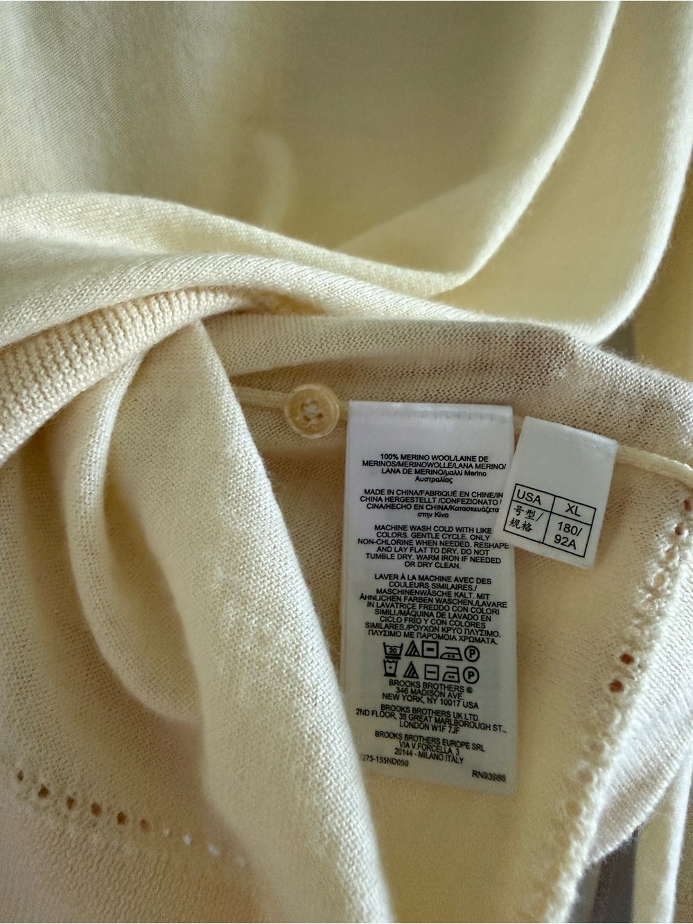 Classic Butter Yellow Button-Front Women's Cardigan 100% Merino Wool - Picture 5 of 5